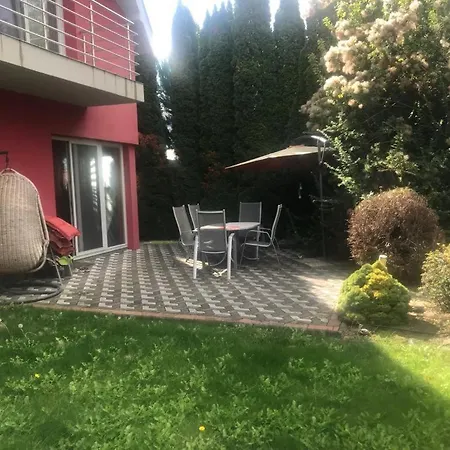 펜션 Private House With Beautiful Garden